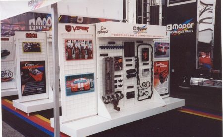 Aluminum Automotive Parts Display Storage for Race Trailers