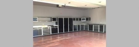 blog right cabinet