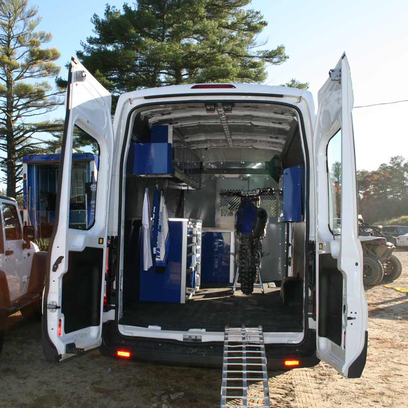 Sprinter used for Motocross with Cabinets Moduline