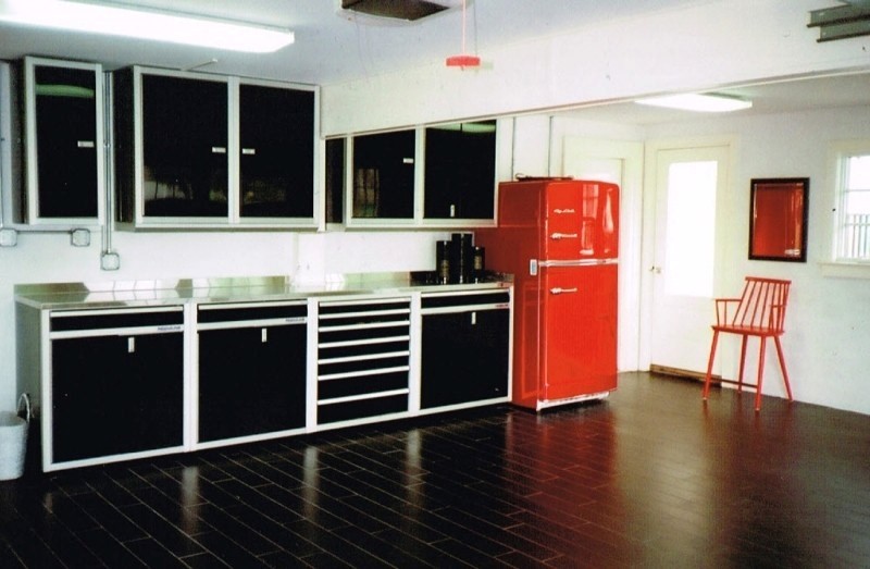 Custom & Affordable Cabinets for Garage Storage