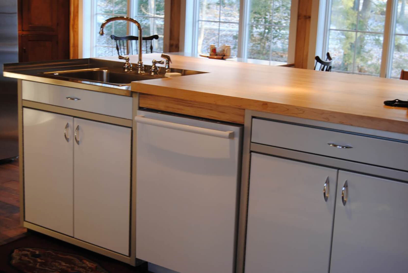 White ProII™ Kitchen Cabinets with Custom Handles