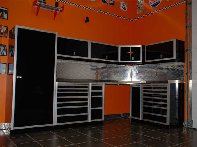 Moduline Cabinets for Kurt Garage