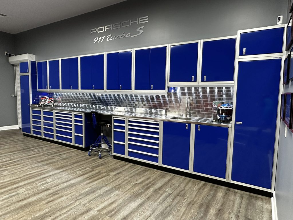 Blue Porsche Race Garage