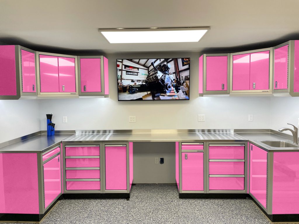 Reinhard Garage Pink Edit